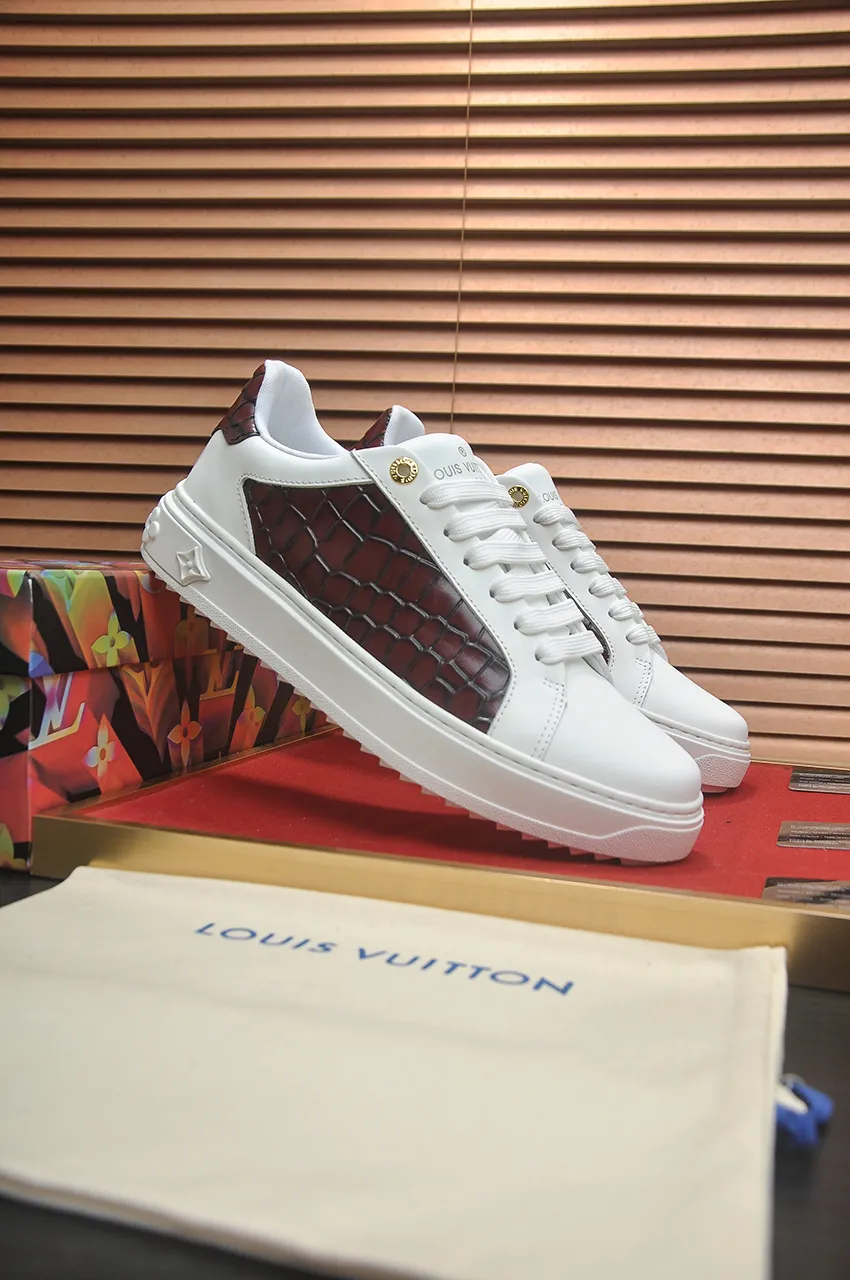 Men's shoes 💰540💶[LOUIS VUITTON] Original order price (water-dyed cowhide lining) new model 🍀LV Louis Vuitton * - top version of LV classic trendy shoes! Made of imported original cowhide, water-dyed cowhide lining, and original wear-resistant rubber outsole! High quality products! Code number 38-45 (45 is custom-made and cannot be returned or exchanged)